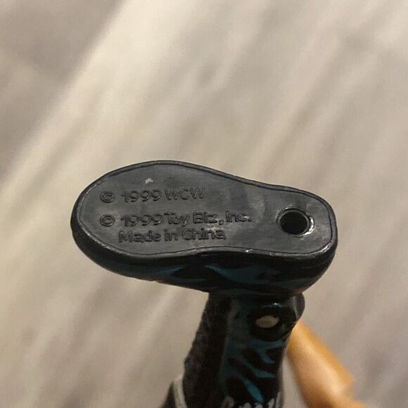 1999 Hollywood Hulk Hogan Smash N Slam Wrestlers Figure by ToyBiz - Picture 5 of 7